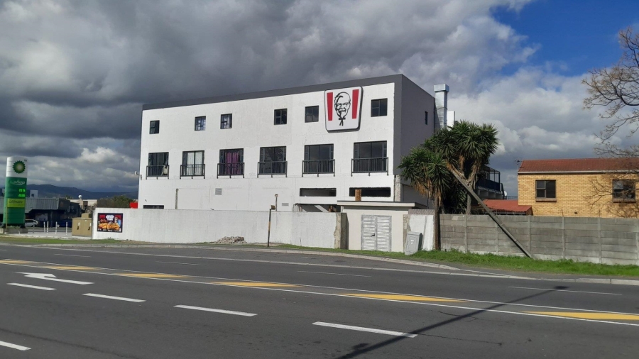 To Let 2 Bedroom Property for Rent in Oakglen Western Cape